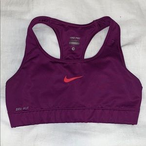Nike Pro Sports Bra